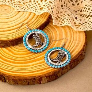 Cowgirl VTG Western Boots, Rustic Boho Chic Turquoise Drop Earrings